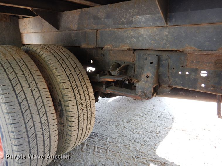 image for item AF9654 1996 Isuzu NPR  dump truck