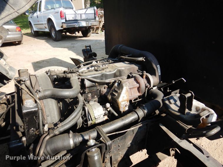 image for item AF9654 1996 Isuzu NPR  dump truck