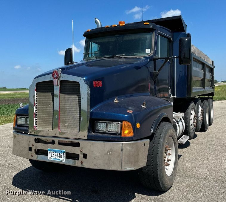 image for item AF9655 1992 Kenworth T600  dump truck