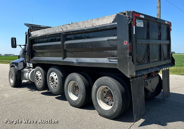 image for item AF9655 1992 Kenworth T600  dump truck