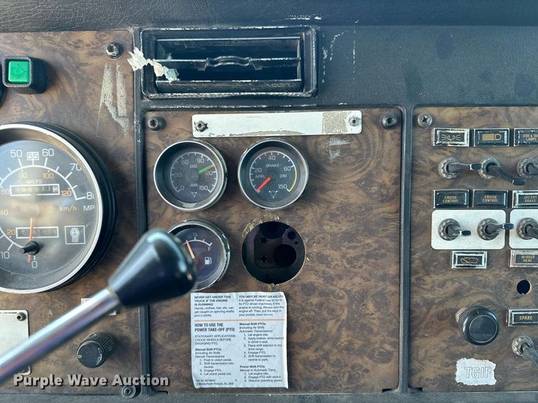 image for item AF9655 1992 Kenworth T600  dump truck