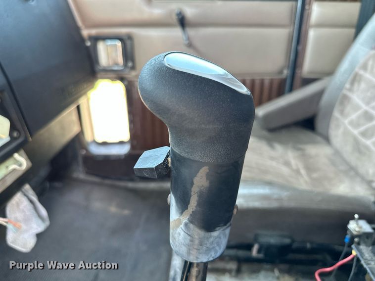 image for item AF9655 1992 Kenworth T600  dump truck