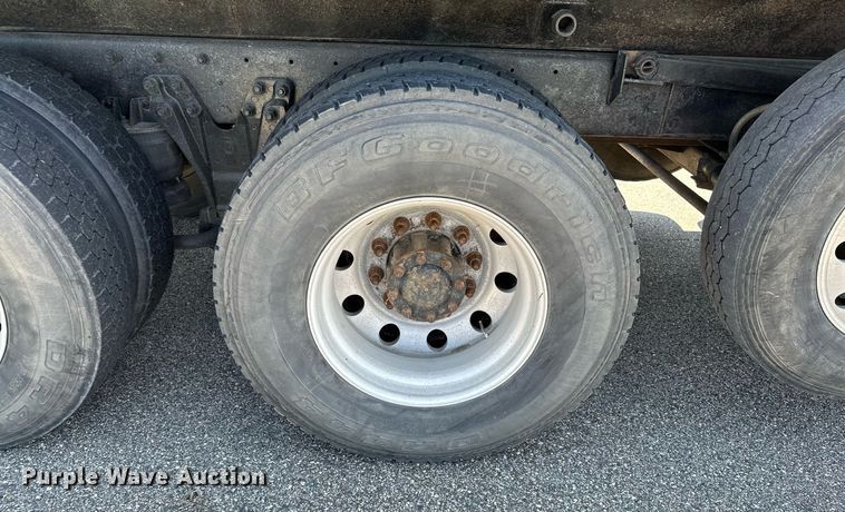 image for item AF9655 1992 Kenworth T600  dump truck