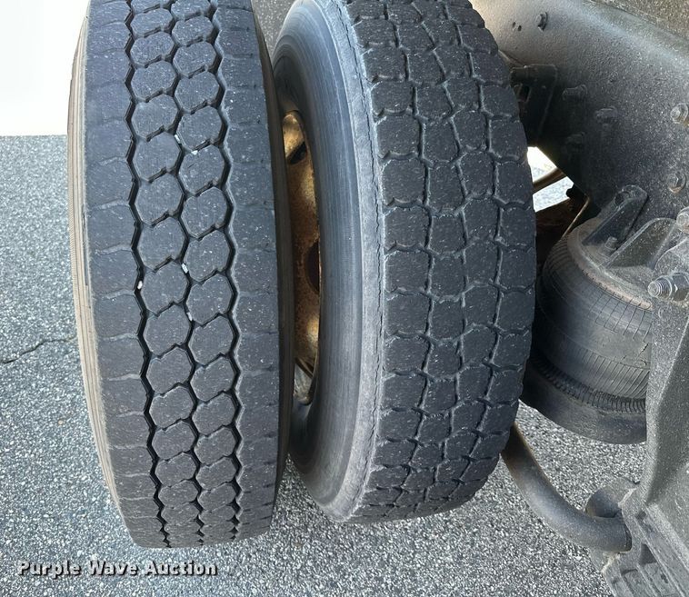 image for item AF9655 1992 Kenworth T600  dump truck