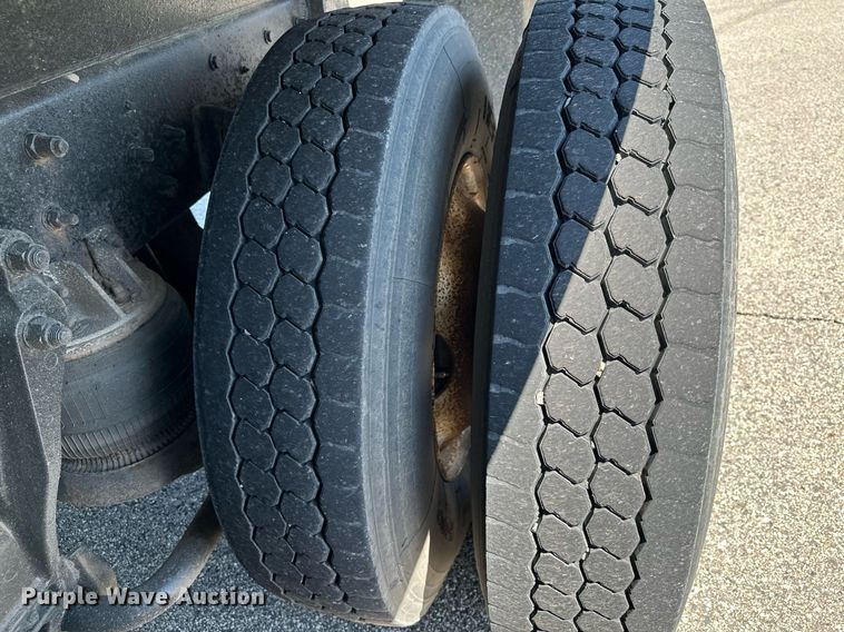 image for item AF9655 1992 Kenworth T600  dump truck