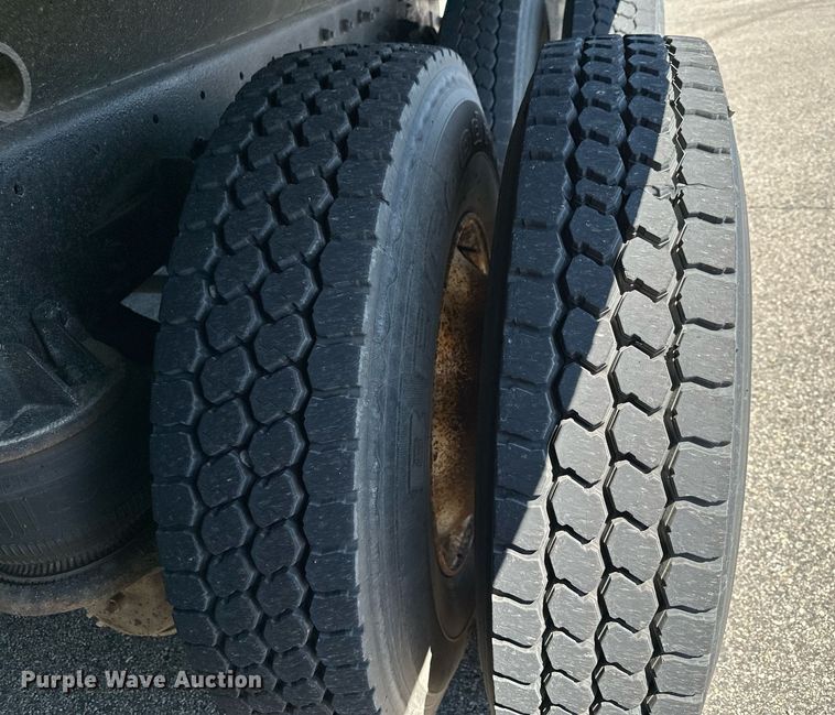 image for item AF9655 1992 Kenworth T600  dump truck