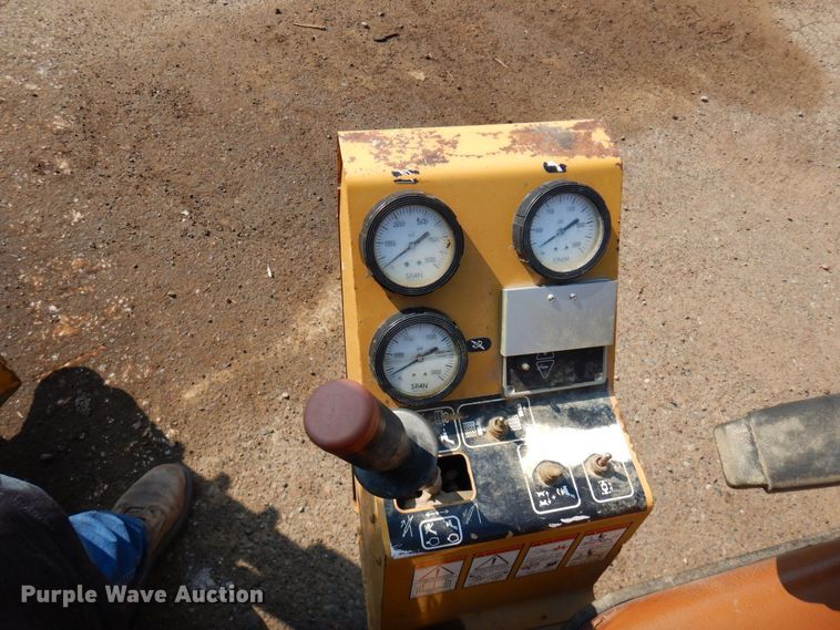 image for item AF9656 2005 Vermeer D16X20A  directional boring unit