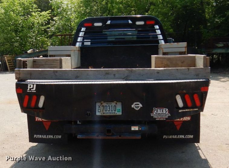 image for item AF9657 2012 Dodge Ram 4500HD  Crew Cab flatbed truck