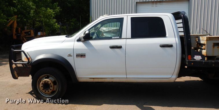 image for item AF9657 2012 Dodge Ram 4500HD  Crew Cab flatbed truck