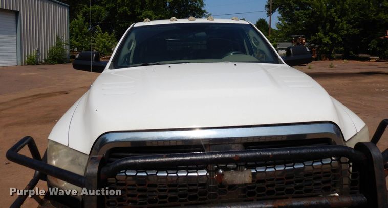 image for item AF9657 2012 Dodge Ram 4500HD  Crew Cab flatbed truck