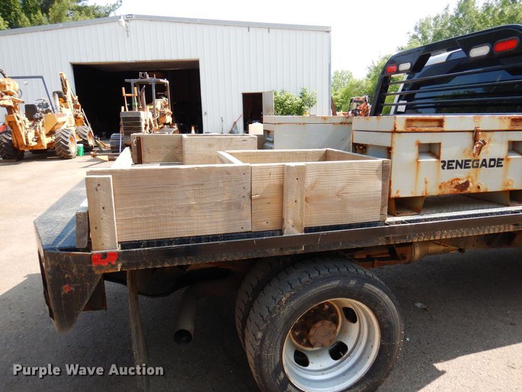 image for item AF9657 2012 Dodge Ram 4500HD  Crew Cab flatbed truck