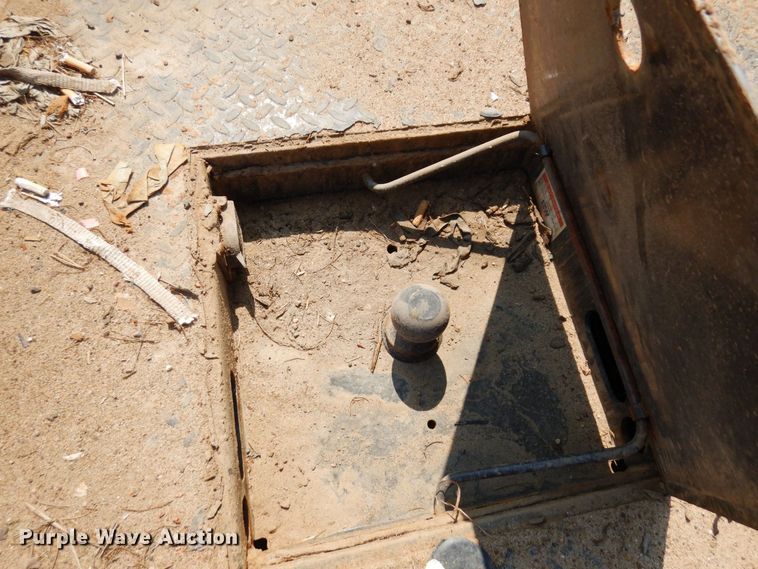 image for item AF9657 2012 Dodge Ram 4500HD  Crew Cab flatbed truck