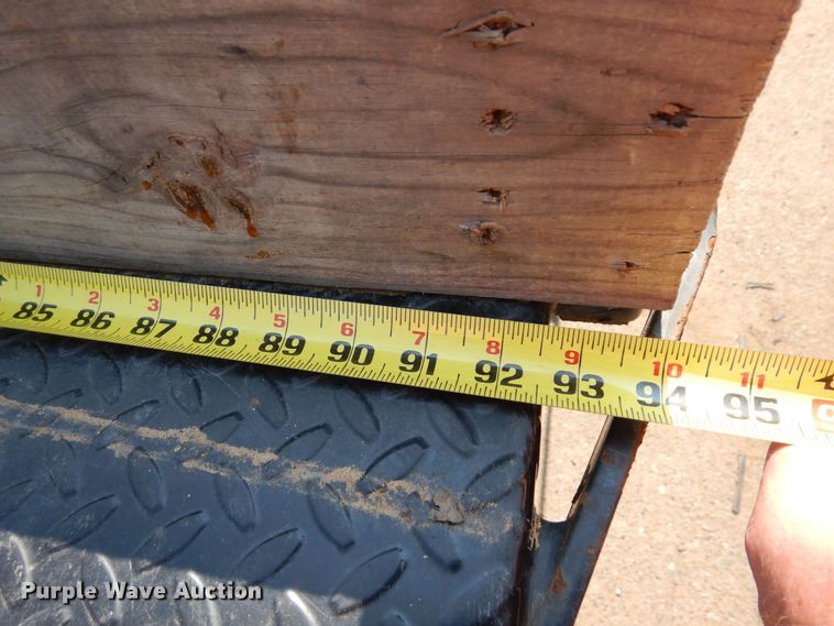 image for item AF9657 2012 Dodge Ram 4500HD  Crew Cab flatbed truck