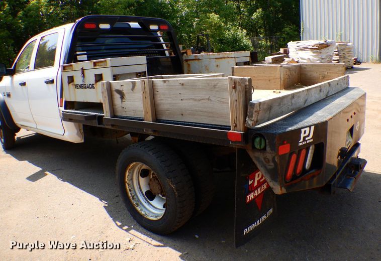 image for item AF9657 2012 Dodge Ram 4500HD  Crew Cab flatbed truck