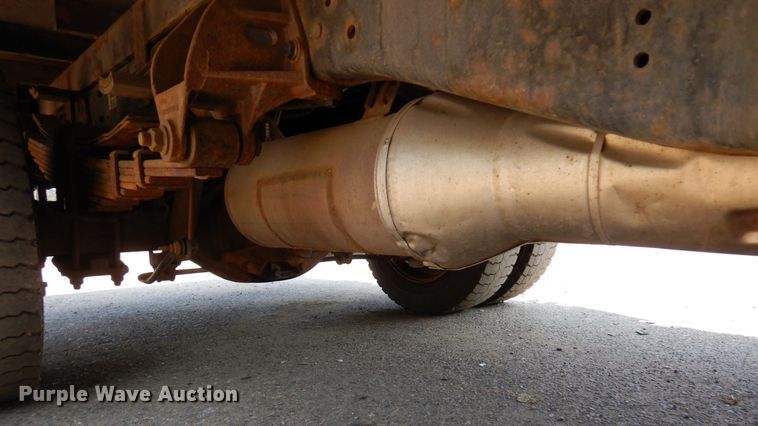 image for item AF9657 2012 Dodge Ram 4500HD  Crew Cab flatbed truck