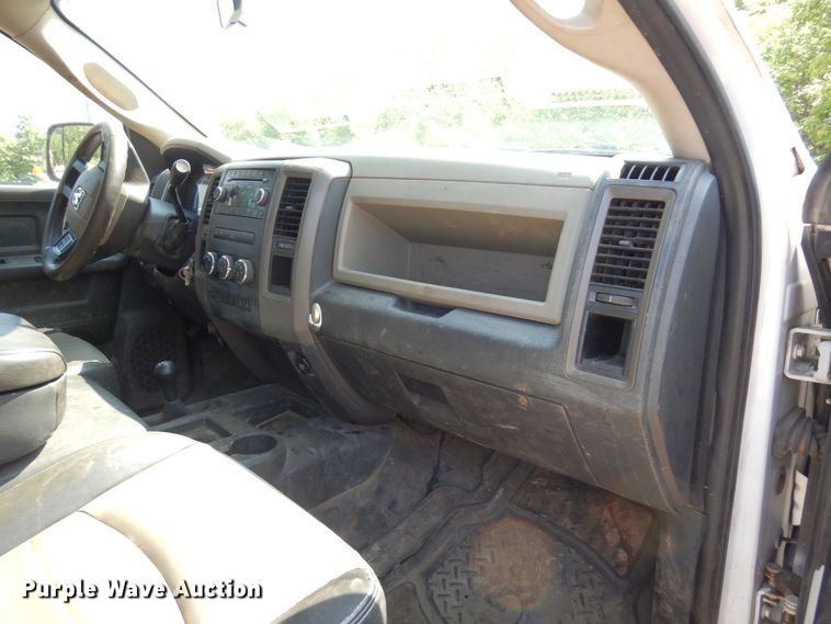 image for item AF9657 2012 Dodge Ram 4500HD  Crew Cab flatbed truck