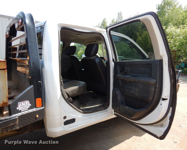 image for item AF9657 2012 Dodge Ram 4500HD  Crew Cab flatbed truck