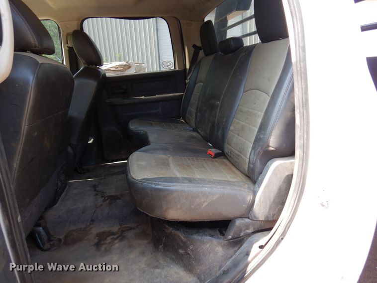 image for item AF9657 2012 Dodge Ram 4500HD  Crew Cab flatbed truck