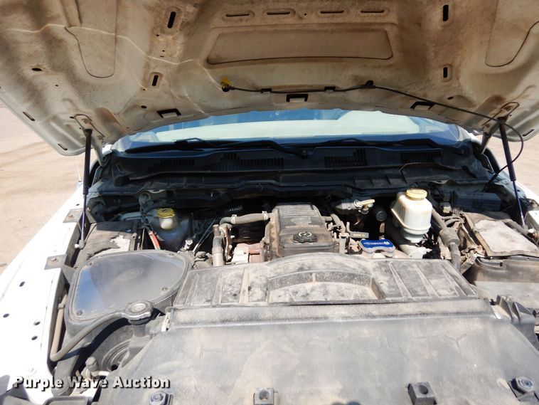 image for item AF9657 2012 Dodge Ram 4500HD  Crew Cab flatbed truck