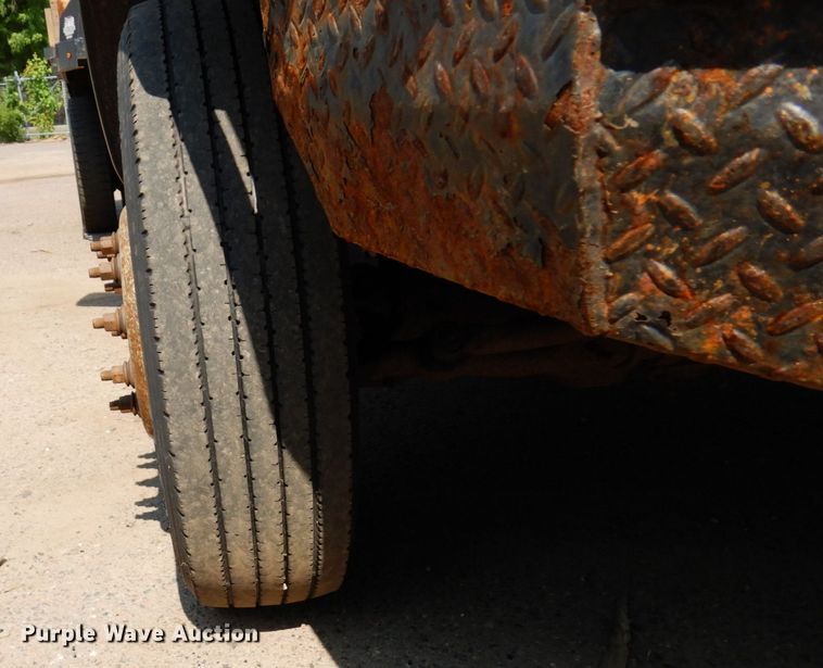 image for item AF9657 2012 Dodge Ram 4500HD  Crew Cab flatbed truck