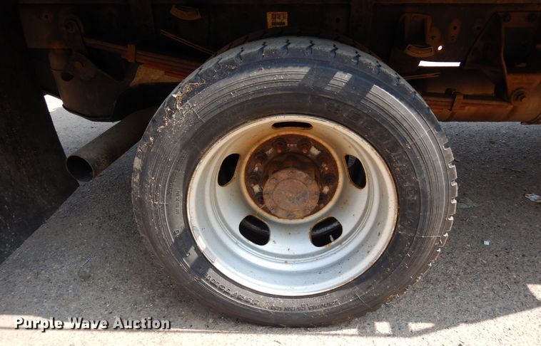 image for item AF9657 2012 Dodge Ram 4500HD  Crew Cab flatbed truck