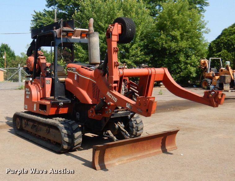 image for item AF9658 2004 Ditch Witch HT115  cable plow