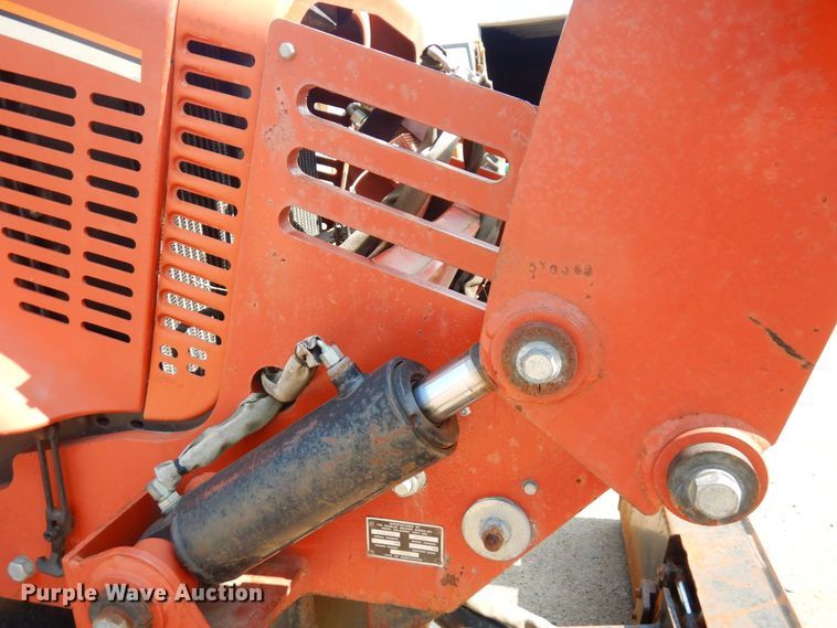 image for item AF9658 2004 Ditch Witch HT115  cable plow