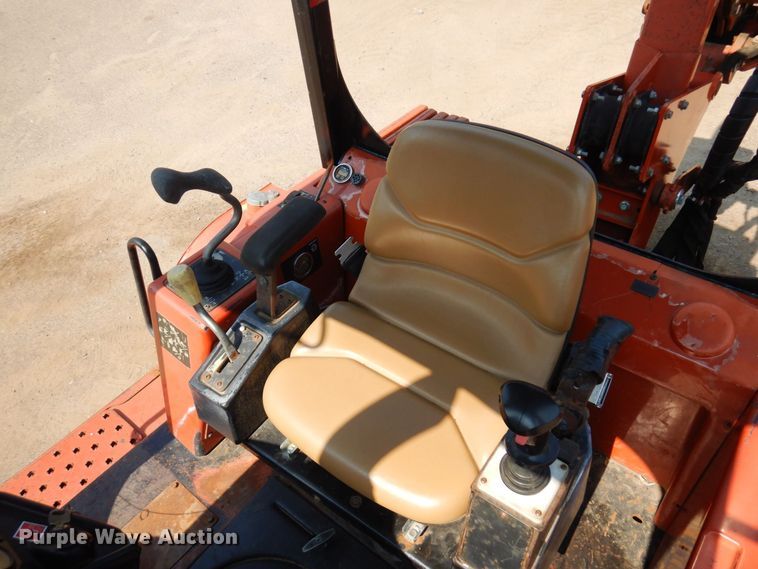 image for item AF9658 2004 Ditch Witch HT115  cable plow