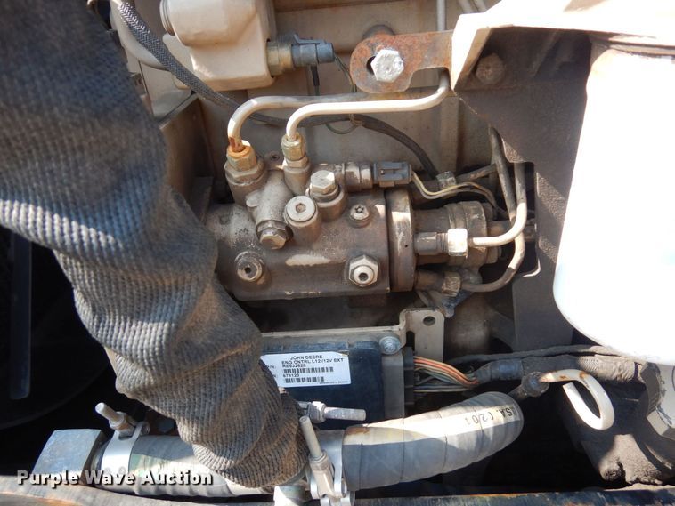 image for item AF9658 2004 Ditch Witch HT115  cable plow