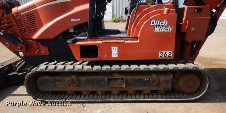 image for item AF9658 2004 Ditch Witch HT115  cable plow