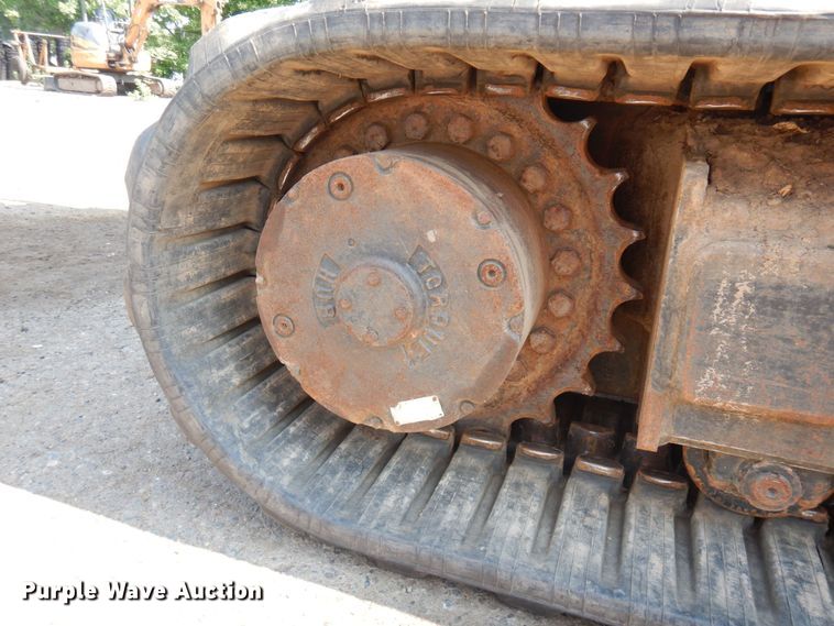 image for item AF9658 2004 Ditch Witch HT115  cable plow