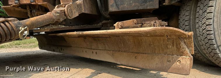 image for item AF9659 2001 Sterling L8500  dump truck