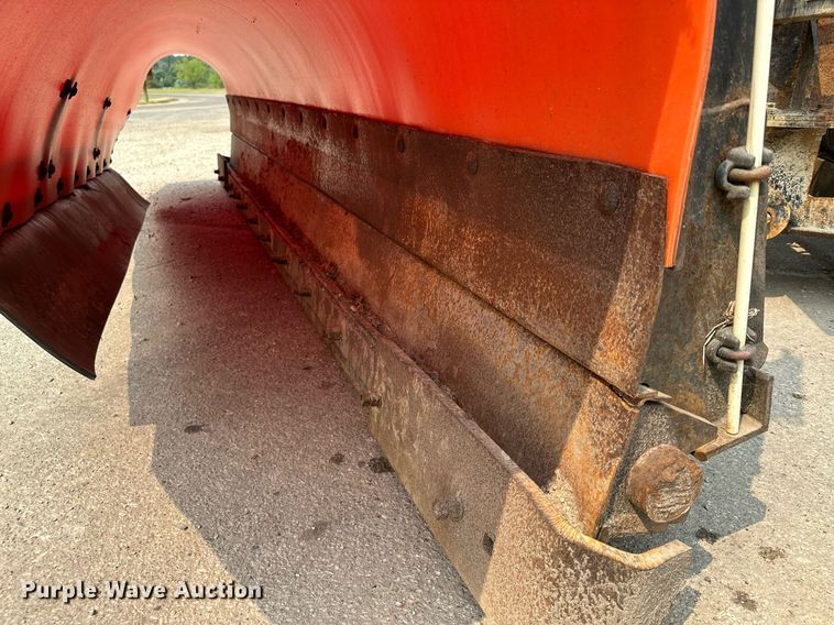 image for item AF9659 2001 Sterling L8500  dump truck