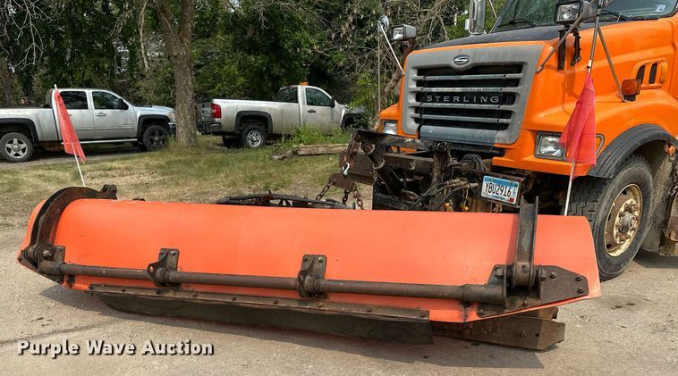 image for item AF9659 2001 Sterling L8500  dump truck