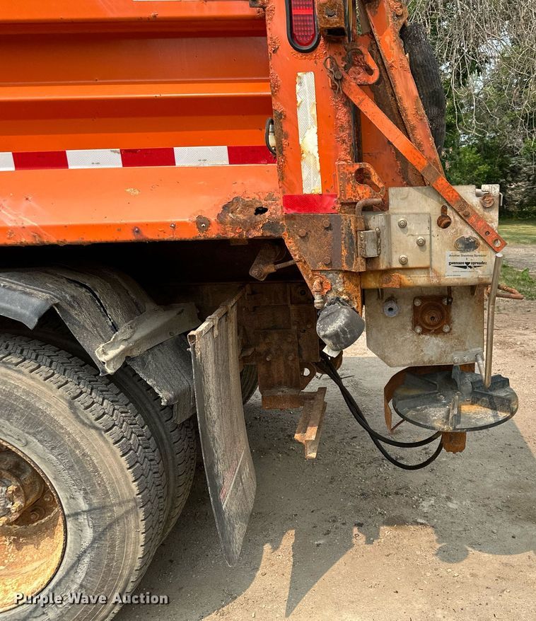 image for item AF9659 2001 Sterling L8500  dump truck