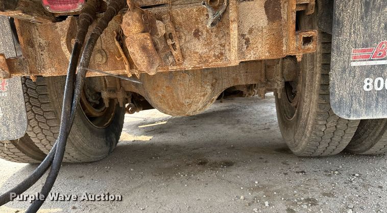 image for item AF9659 2001 Sterling L8500  dump truck