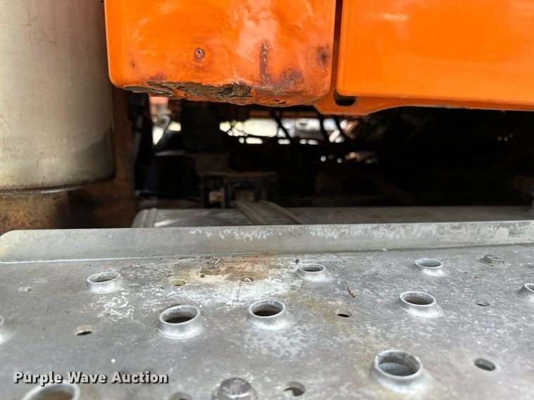 image for item AF9659 2001 Sterling L8500  dump truck