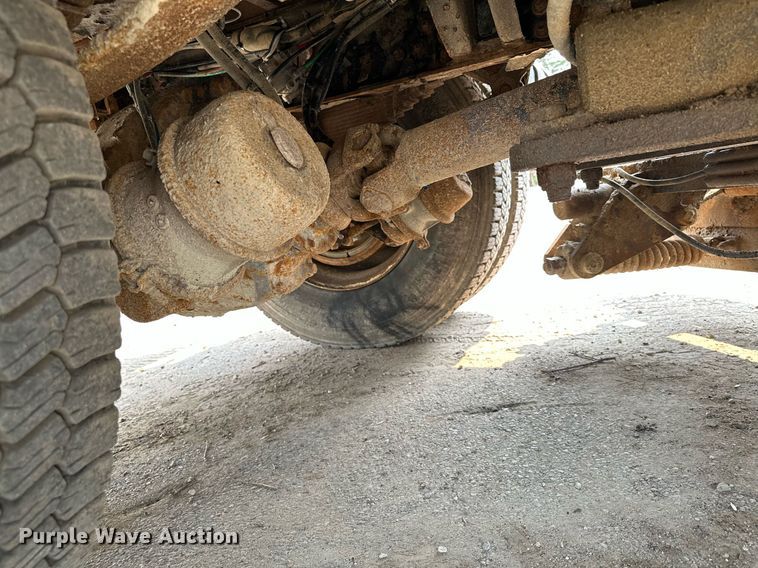 image for item AF9659 2001 Sterling L8500  dump truck