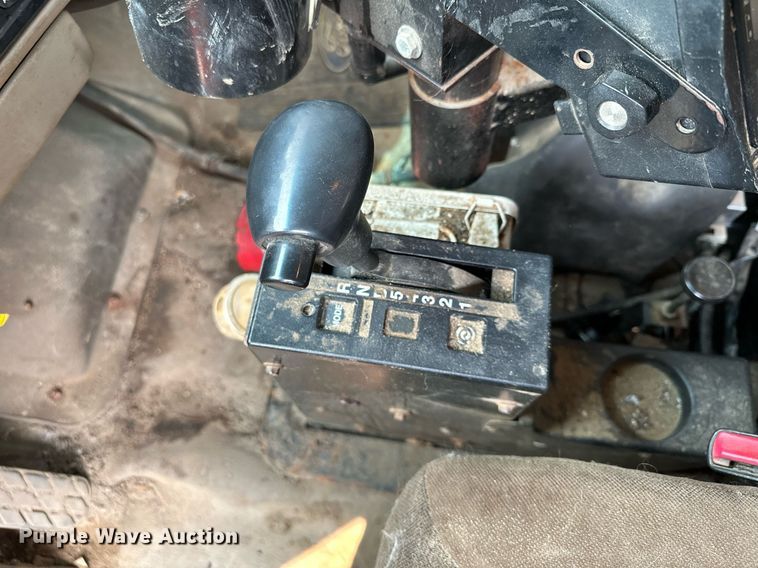 image for item AF9659 2001 Sterling L8500  dump truck