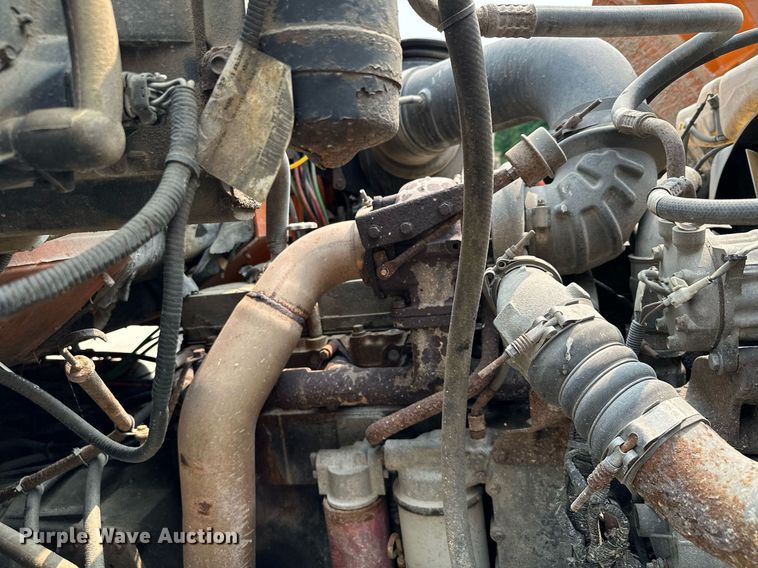 image for item AF9659 2001 Sterling L8500  dump truck