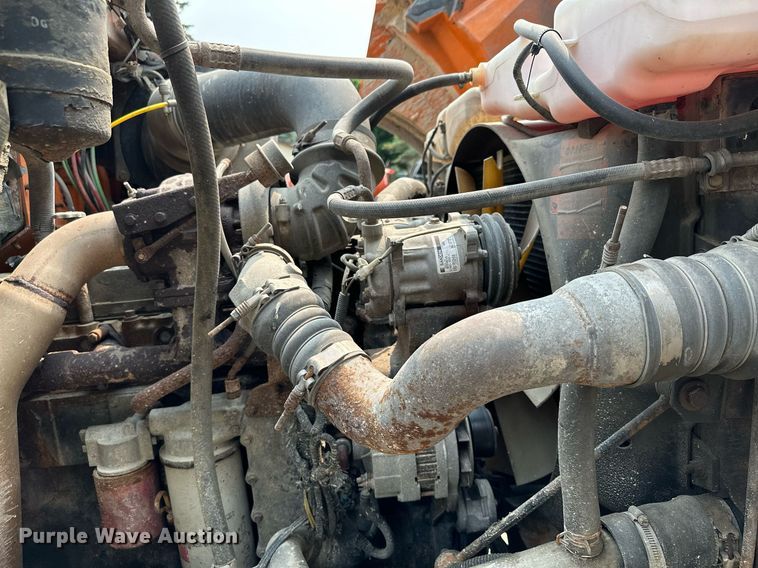 image for item AF9659 2001 Sterling L8500  dump truck