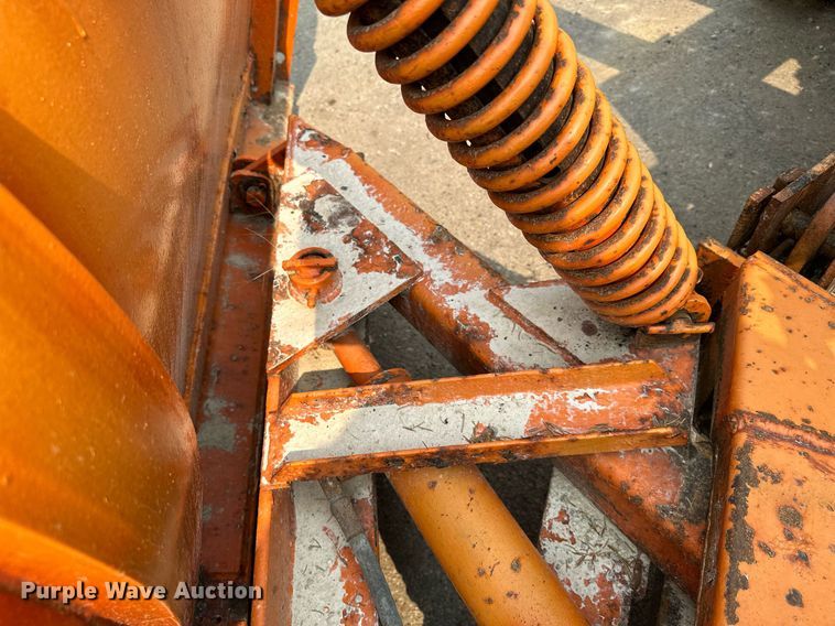 image for item AF9660 1995 Ford L8000  dump truck