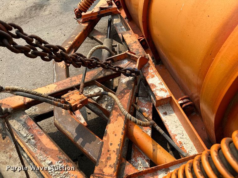 image for item AF9660 1995 Ford L8000  dump truck