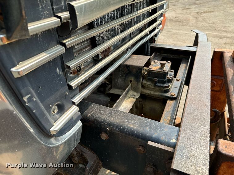 image for item AF9660 1995 Ford L8000  dump truck