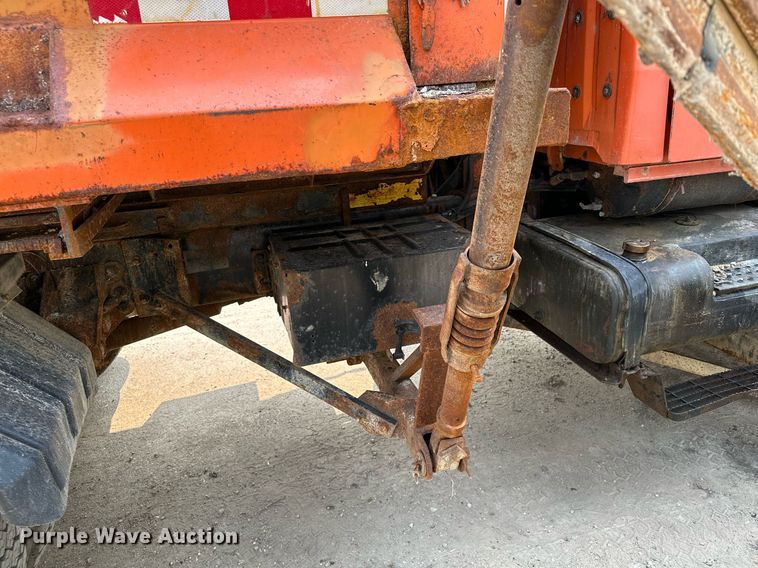 image for item AF9660 1995 Ford L8000  dump truck