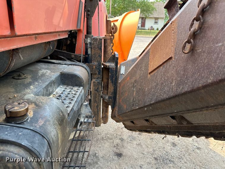 image for item AF9660 1995 Ford L8000  dump truck