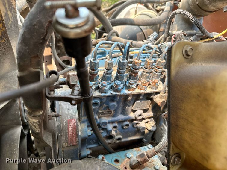 image for item AF9660 1995 Ford L8000  dump truck