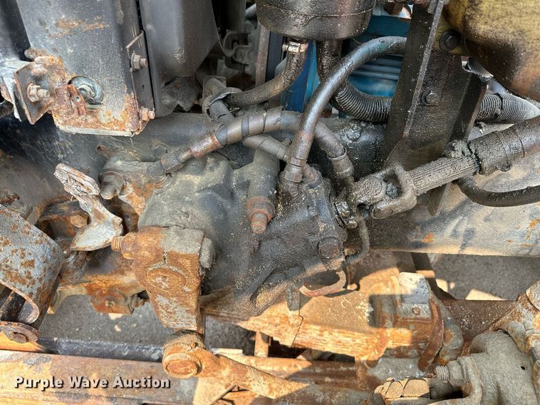 image for item AF9660 1995 Ford L8000  dump truck