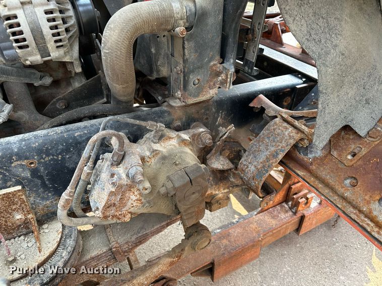 image for item AF9660 1995 Ford L8000  dump truck