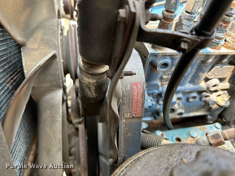 image for item AF9660 1995 Ford L8000  dump truck